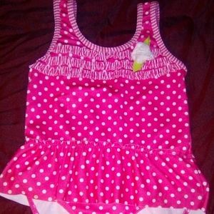 Girls size 6 one piece bathing suit